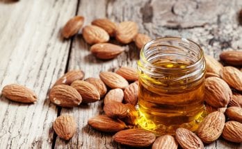 Skin Benefits of Sweet Almond Oil