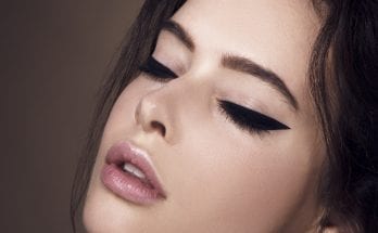 Create That Perfect Winged Liner in One Go