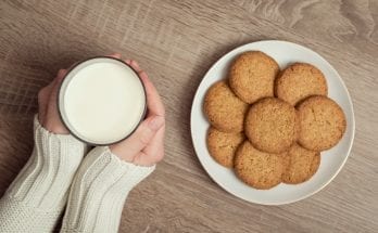 7 Vegan Milks to Replace Dairy Milk